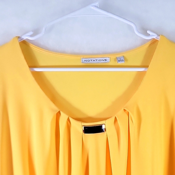 NOTATIONS Yellow Puff Sleeve Rounded Neckline w Metal Feature Size L - Picture 5 of 8